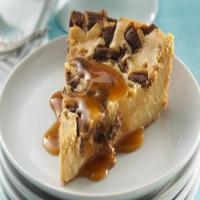 Impossibly Easy Toffee Bar Cheesecake_image