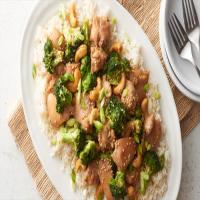 Slow-Cooker Sesame Chicken with Cashews image