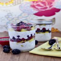 Make-Ahead Fruit & Yogurt Breakfast Parfaits image