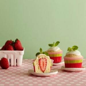 Strawberry-Lime Stuffed Cupcakes image