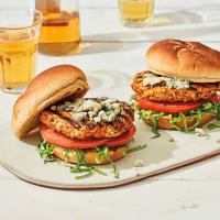 Blue Cheese Chicken Burgers_image