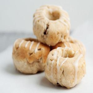 Baked Banana Nut Doughnuts with Vanilla Glaze_image