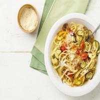 Spaghetti with Zucchini and Tomatoes image