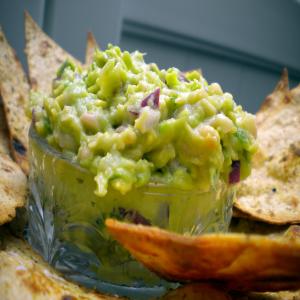 White Bean Guacamole With Cumin-Dusted Chips_image