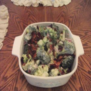 Amish Broccoli Salad_image
