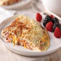 Ham, Cheese & Sun-Dried Tomato Omelet_image