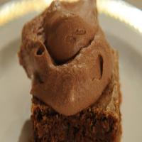 Milk Chocolate Cake with Nutella Whipped Cream_image