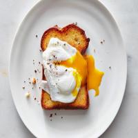 Shallow-Poached Eggs_image