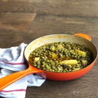 Arakas Latheros (Greek Peas with Tomato and Dill)_image