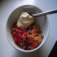 Oaty Mixed Berry Crumble_image
