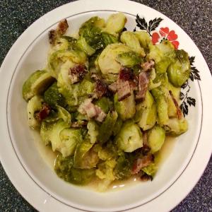 Bacon Braised Brussel Sprouts (Pressure Cooker)_image