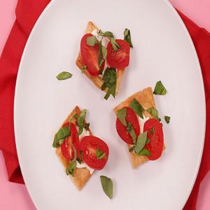 tomato basil snack image