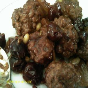 Syrian Meatballs With Cherry Sauce_image