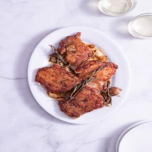 Crispy Chicken Thighs with Rosemary and Garlic_image