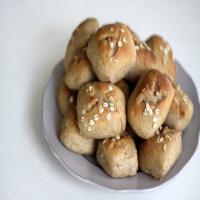 Bread Machine Wheat Rolls with Yogurt & Oats Recipe - (4.6/5) image