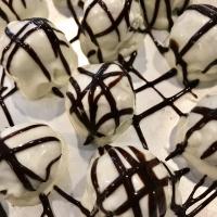 Easy White Chocolate Oreo® Truffles image