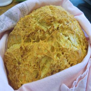 Sour Cream and Chive Damper (Australian Bread)_image