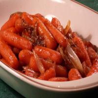 Honey-Ginger Glazed Carrots image