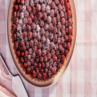 Chocolate-Mousse Tart with Fresh Berries_image
