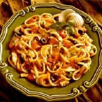 Linguine in Spicy Red Clam Sauce_image