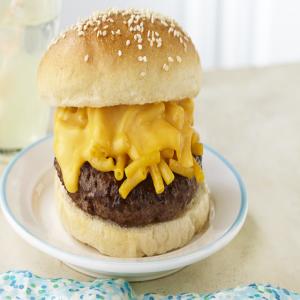 Mac 'N Cheeseburger image