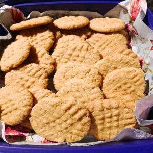 The Best Peanut Butter Cookies In The World!_image