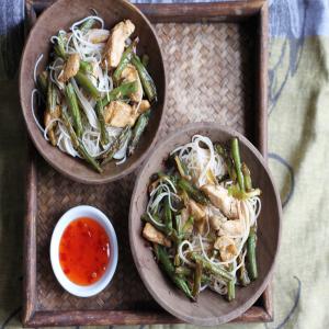 Classic Chicken Chow Mein_image