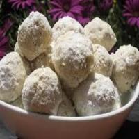 Macadamia Snowballs image