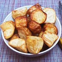 Air-fried roast potatoes image