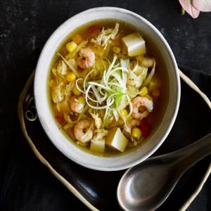 Hot & sour prawn & sweetcorn soup image