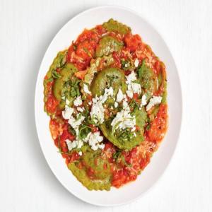 Spinach Ravioli with Roasted Red Pepper Sauce image