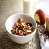Oatmeal and Teff With Cinnamon and Dried Fruit image