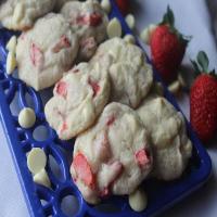 White Chocolate Strawberry Cookies_image