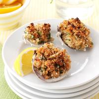 Crumb-Topped Clams image