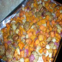 Roasted Vegetables With Chicken Sausage_image