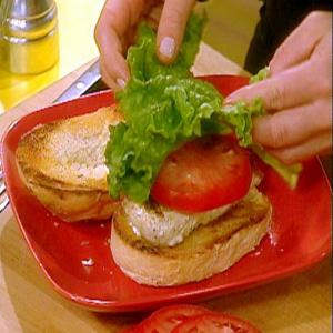 Grilled Halibut Fish Sandwiches with Tartar Sauce_image