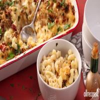 Macaroni and Cheese with Caramelized Onions and Bacon image