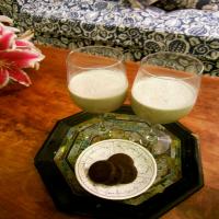 Mint Girl Scout Cookie Cocktail Recipe - (4.4/5)_image