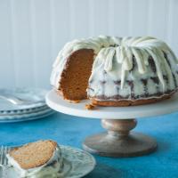 Sweet Potato Bundt Cake with Maple Mascarpone Icing_image