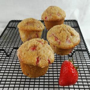 Fabulous Strawberry Muffins_image