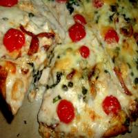 White Pizza With Caramelized Onion and Chicken_image