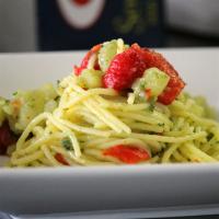 Gluten Free Spaghetti with Diced Potatoes, Roasted Peppers & Aromatic Herb Pesto image