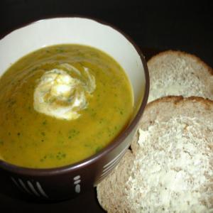 Carrot and Coriander (Cilantro) Soup_image
