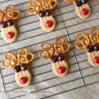 Peanut Butter Reindeer Cookies Recipe - (4.3/5)_image