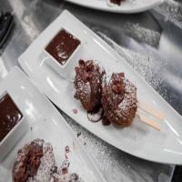 Carnival Bread Pudding on a Stick_image