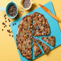Kids Can Bake: Giant Chocolate Chip-Sprinkle Cookie image