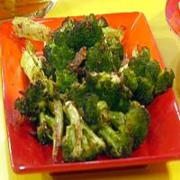 Chili-Garlic Roasted Broccoli_image
