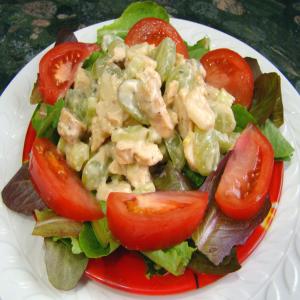 Crunchy, Low-Fat Summer Chicken Salad_image