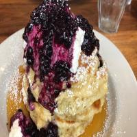 Mildred's Famous Blueberry Buttermilk Pancakes_image