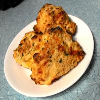 Red Lobster Garlic Cheese Biscuits_image